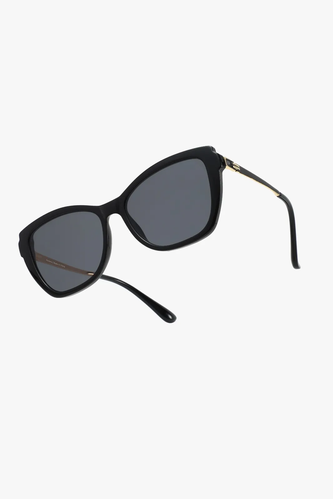 Porodo Lifestyle Trendy Square Frame Sunglass With Polarized Lens
