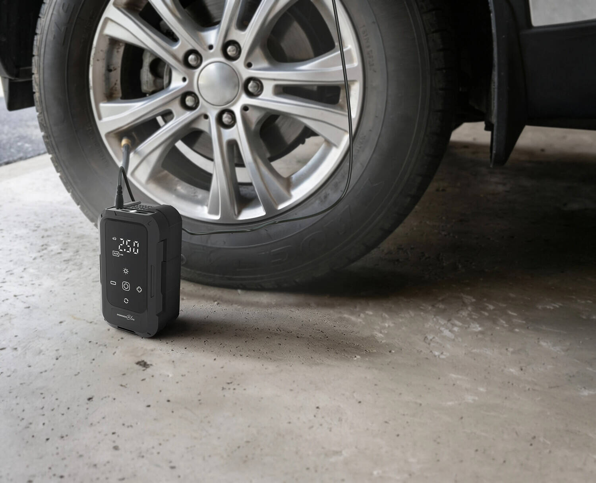 PORODO Blue Airo BATTERY Car TYRE INFLATOR WITH POWERBANK BLACK