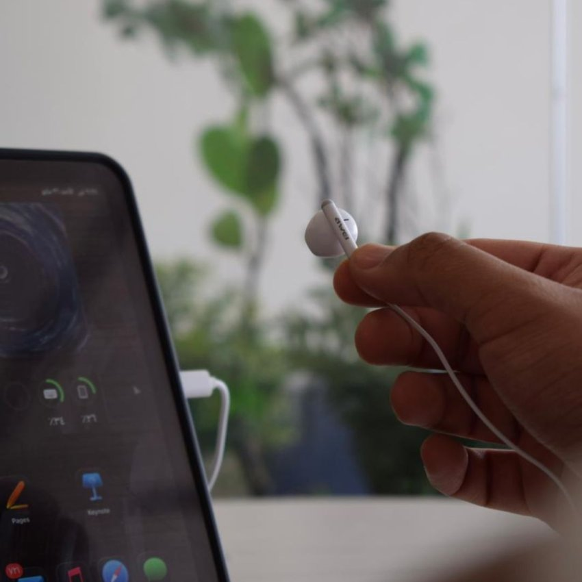 AWEI Mini Stereo Wired Earphones TypeC Connector PC-6T
