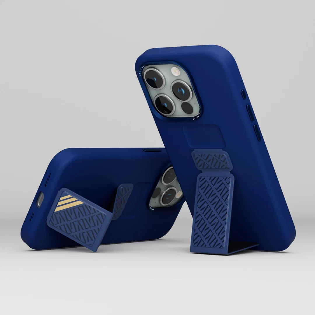 Levelo Morphix Silicone Case With Silicone Grip For iPhone 15 Pro - Deep Blue