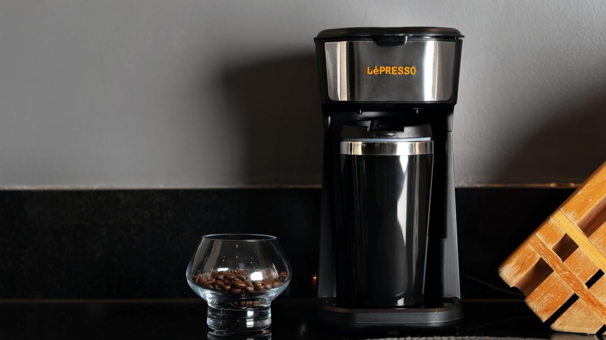 LePresso Coffee Brewer with Travelling Mug 450W - Black