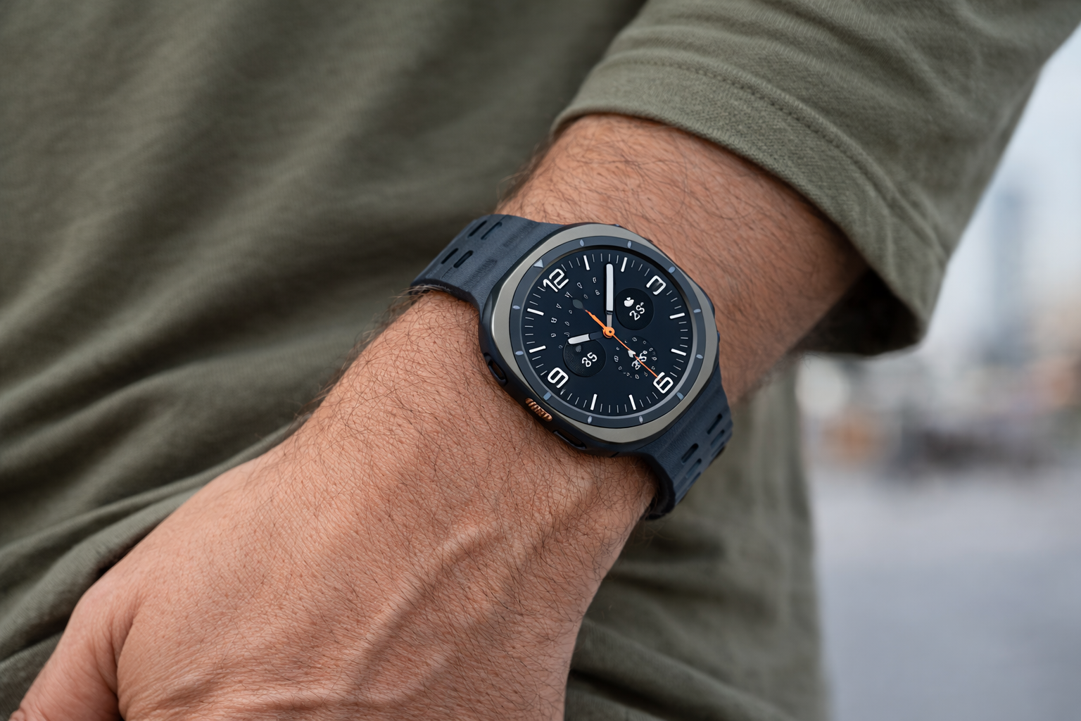 ساعة Samsung Galaxy Watch Ultra الذكية – موديل SML705F