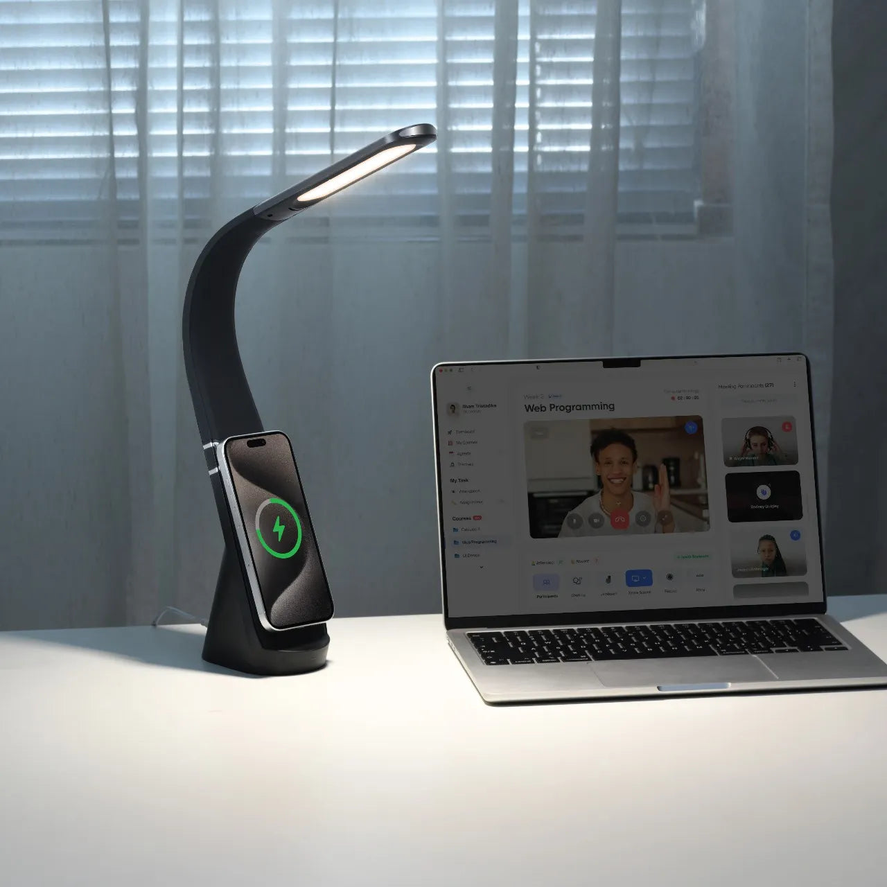 Green Lion Mag LED Desk Lamp with Wireless Charging & Flexible Gooseneck – Black