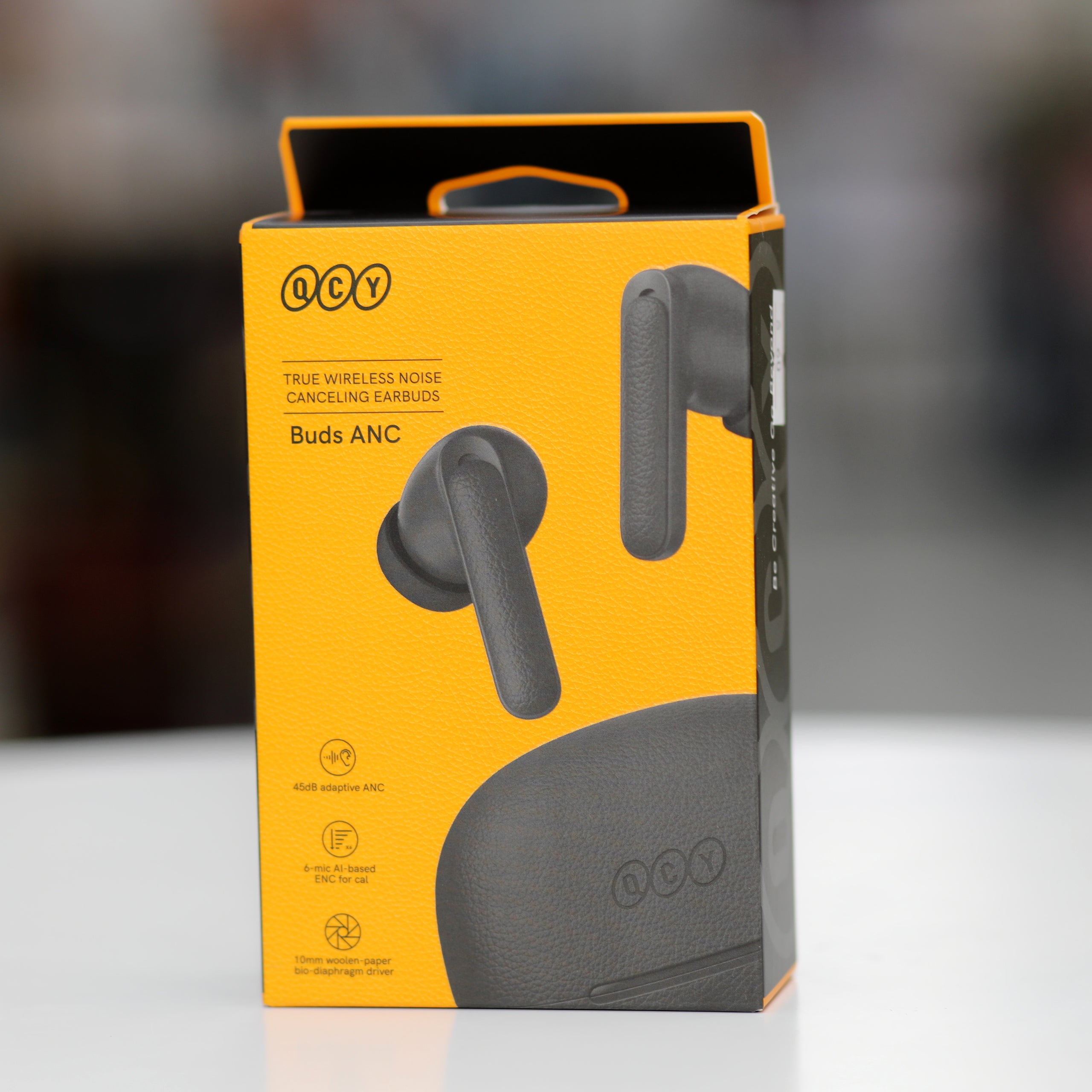 سماعات QCY Buds ANC اللاسلكية مع إلغاء الضوضاء النشط حتى 45dB