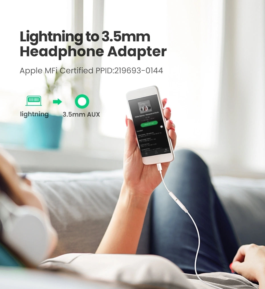 UGREEN Lightning to 3.5mm Headphone Jack Adapter White