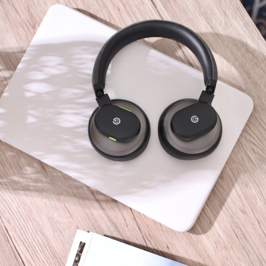 GOUI Bass Wireless Headphones with Active Noise Cancellation 50+ Hours – Black