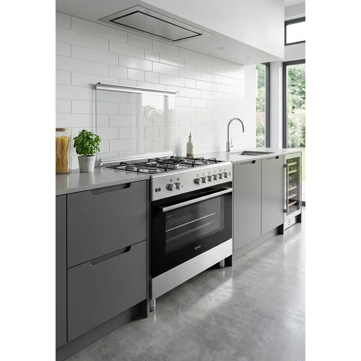 Baumatic Free Standing 5 Burner Gas Cooker 90cm Stainless Steel/Black BMEC9GGTSS — Image 3