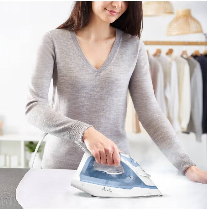 Tefal Virtuo 30 Steam Iron 2000w Fv2c41G0