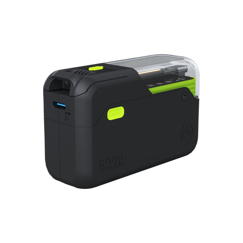 باور بانك GOUI Titan Lite سعة 5000mAh مع شحن سريع وإضاءة LED مدمجة – أسود / أخضر