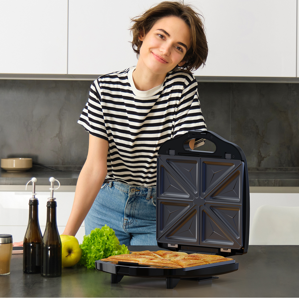 GOALTAGE SNACKMASTER SANDWICH MAKER SWM01-1400W