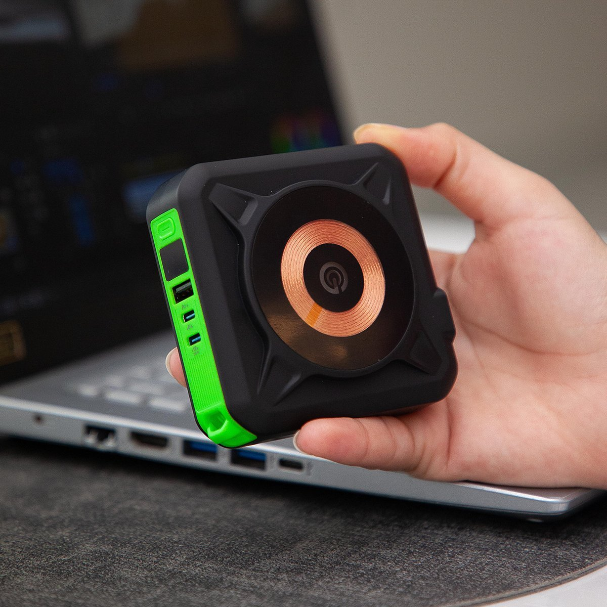 GOUI MBALA PRO POWER BANK +WIRELESS CHARGER 15W+ WALL CHARGER