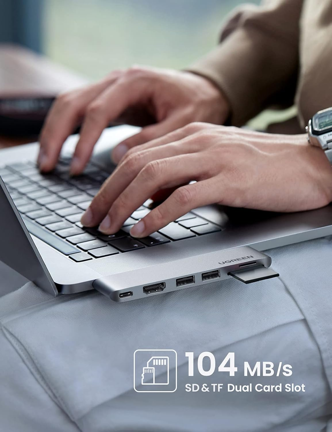 UGREEN 6-in-2 USB C Hub for MacBook Pro/Air‏   80856