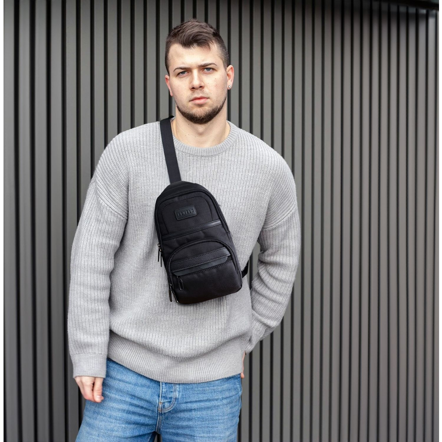 Levelo Urban Sling Bag - Black