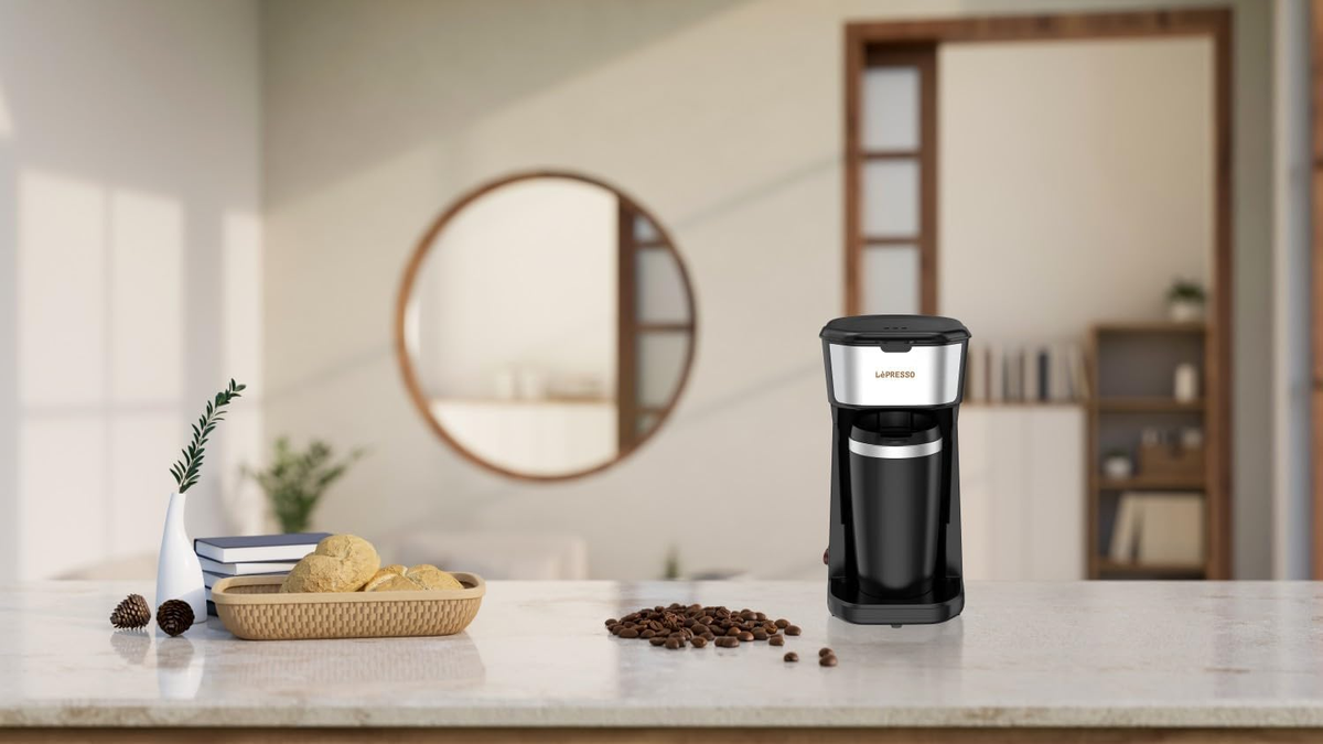 LePresso Coffee Brewer with Travelling Mug 450W - Black