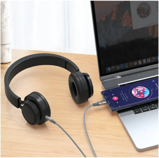 Porodo USB2.0 Type-C to 3.5mm Braided Audio Cable 1.2M