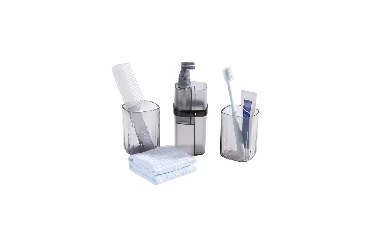 Levelo 7 In 1 Travel Essential Kit Nomad