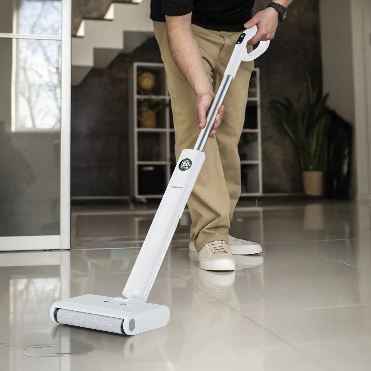 مكنسة Green Lion Hydro Pro اللاسلكية للتنظيف الجاف والرطب مع وضع التنظيف الذاتي – أبيض