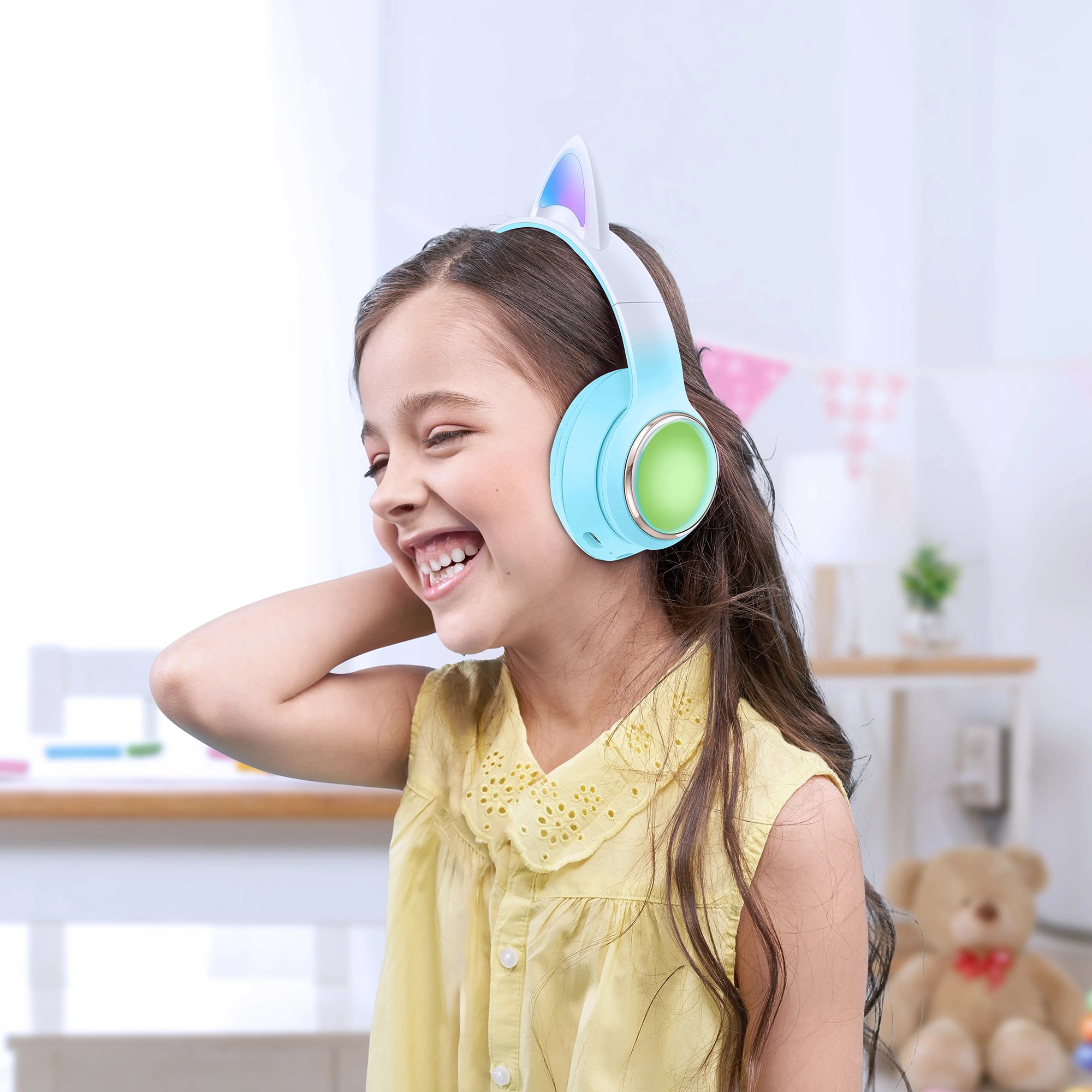سماعات الأطفال اللاسلكية Green Lion GK-400 بتصميم Cat Ear وإضاءة RGB – أزرق / بنفسجي