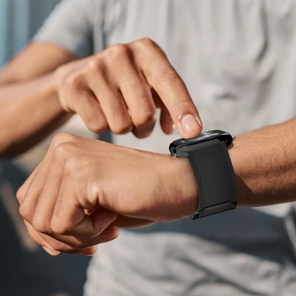 سوار ساعة Apple Watch 49mm نايلون Malo خفيف وقابل للتنفس – أسود من Levelo (ليفيلو)