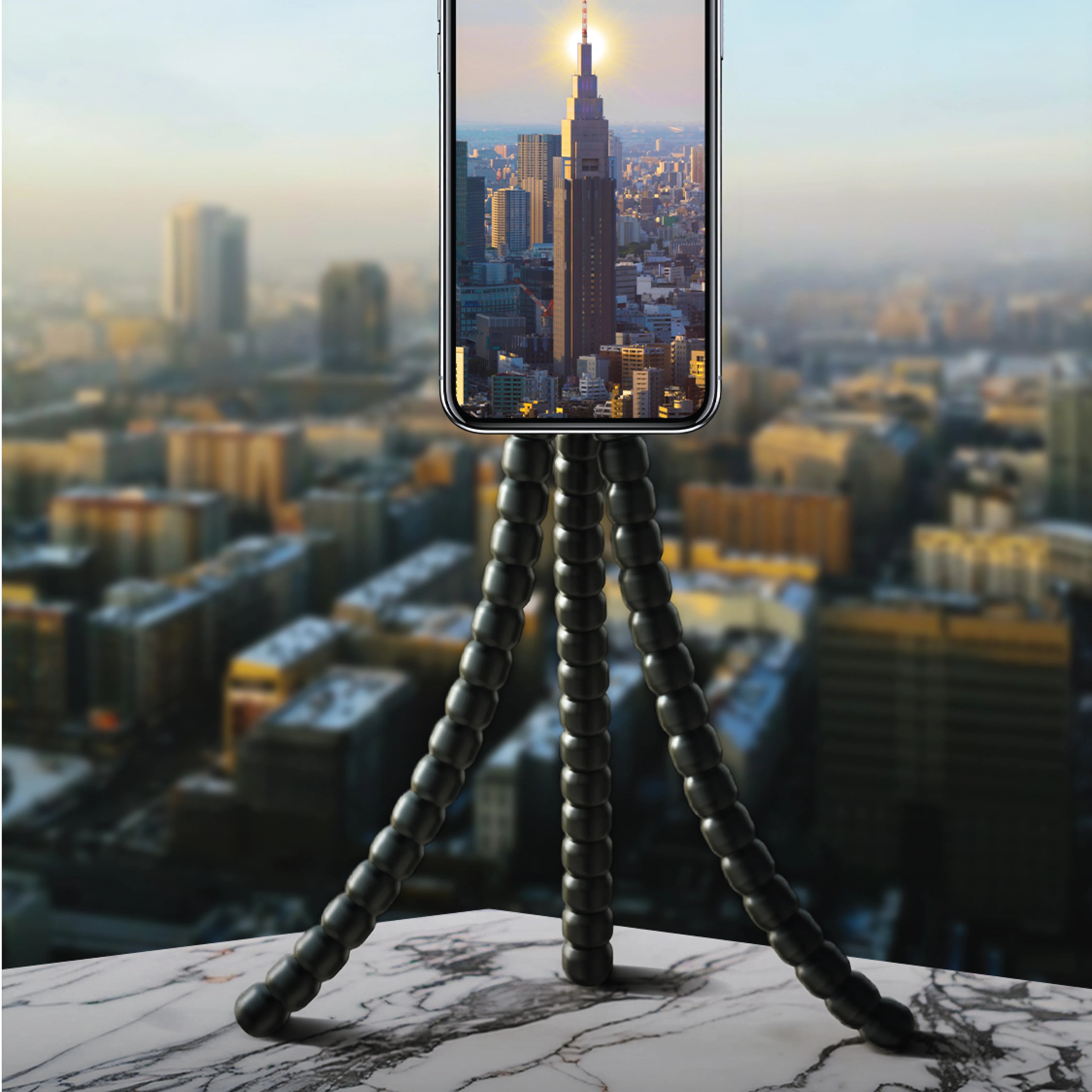 Green Lion Octoflex Mag Tripod Phone Holder with MagSafe & Flexible Legs – Black