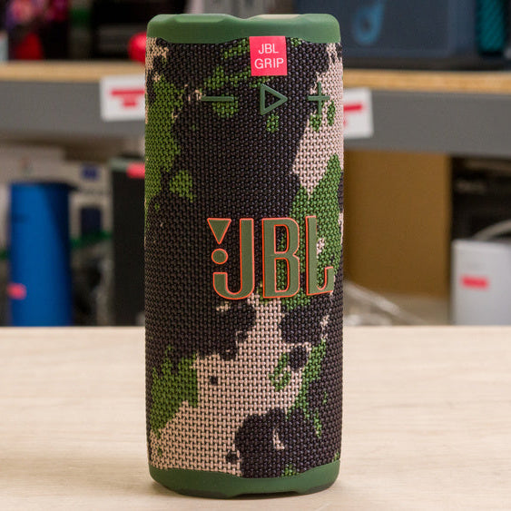 سماعة JBL Grip المحمولة بتقنية Bluetooth مع AI Sound Boost