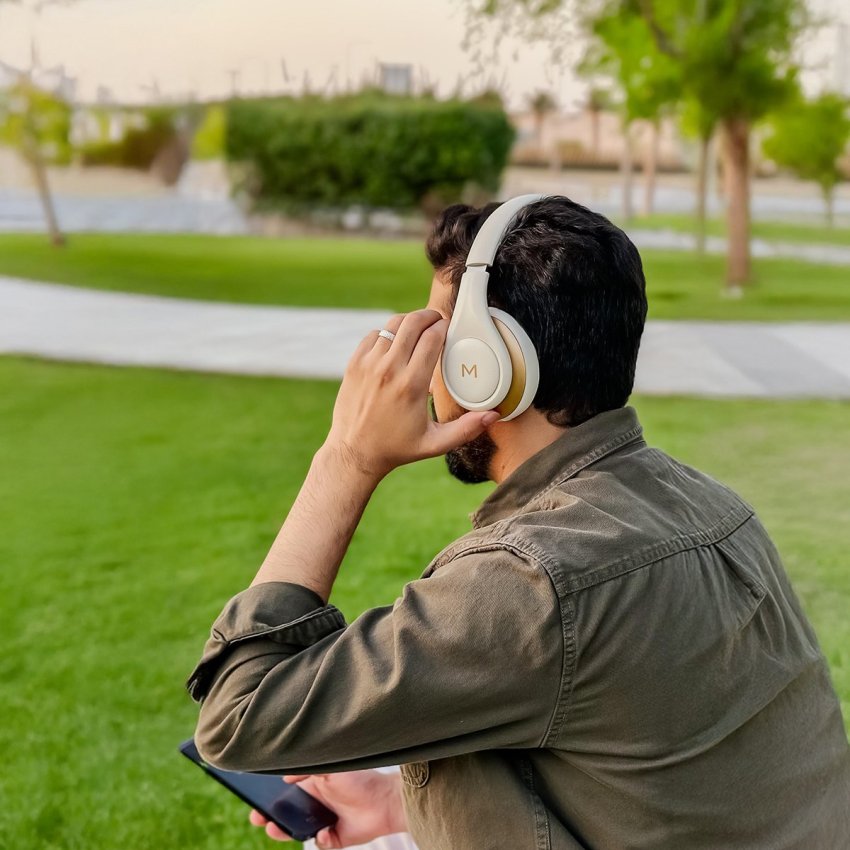 GOUI Maestro Cloud Premium Edition Wireless Headphones – Cream Gold (M-P9-CG)