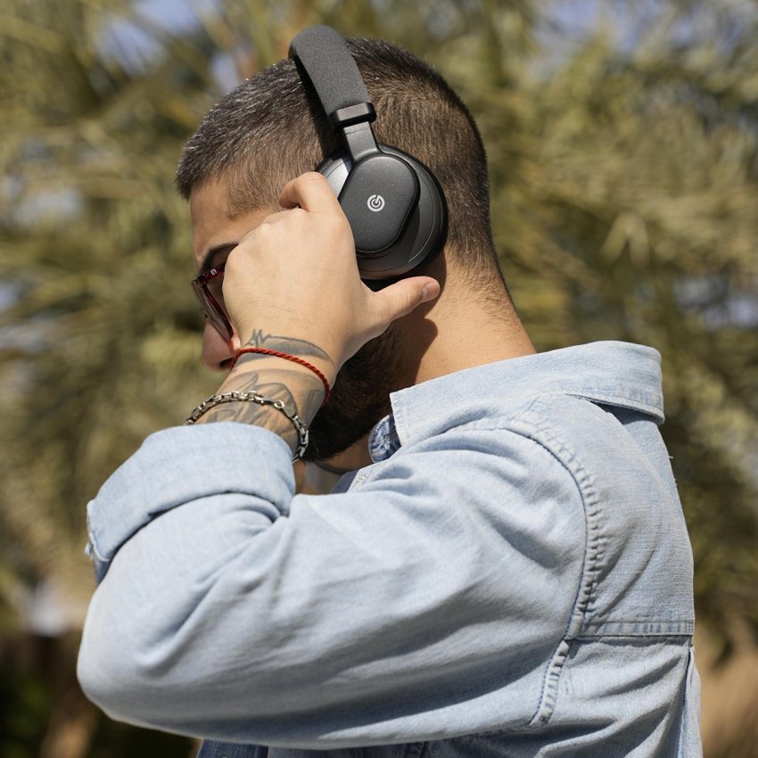 GOUI Bass Wireless Headphones with Active Noise Cancellation 50+ Hours – Black