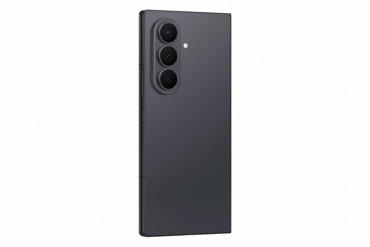 سامسونج جالاكسي Z Fold8 Ultra 12GB RAM/512GB TDRA (كريمي)