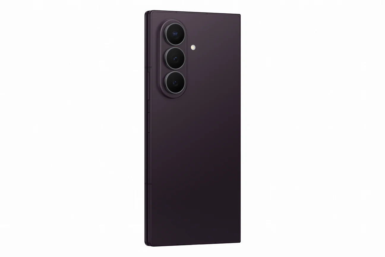 سامسونج جالاكسي Z Fold8 Ultra 12GB RAM/512GB TDRA (كريمي)